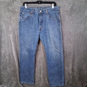 Levis 501xx Original Fit Medium Stone Wash Straight Leg Mens 33x30  Inseam 29